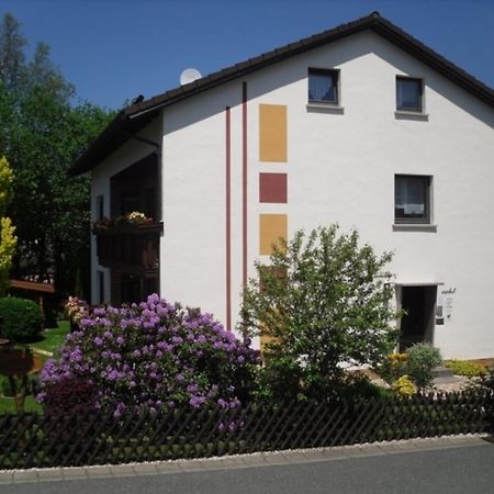 Ferienwohnungen Und Gaestezimmer Herrmann Steinbach am Wald Exteriör bild